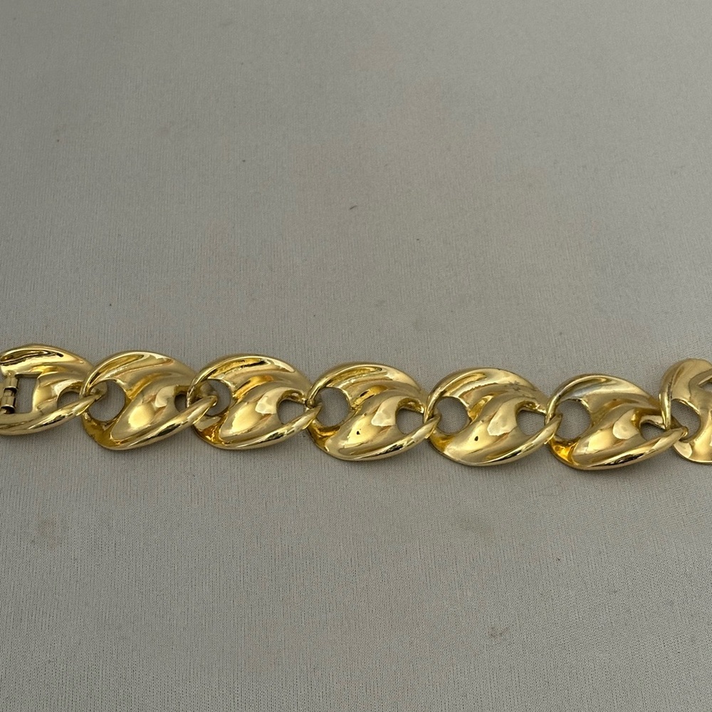 Storm chunky gold tone link bracelet - Picture 3 of 8